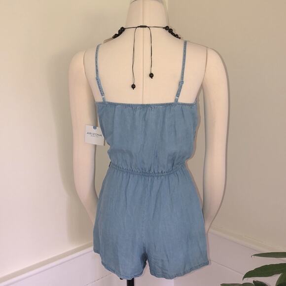 Arizona Light Wash Jean Romper- XS - Picture 4 of 12